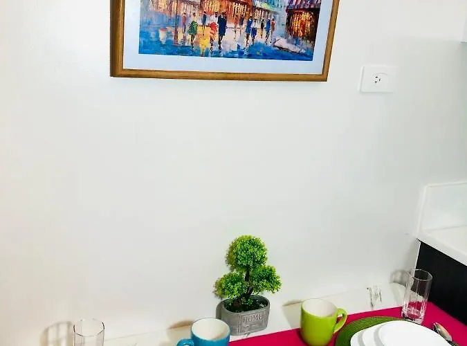 Air 1br With Balcony Free Netflix * Manila