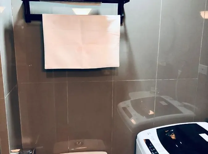 Air 1br With Balcony Free Netflix